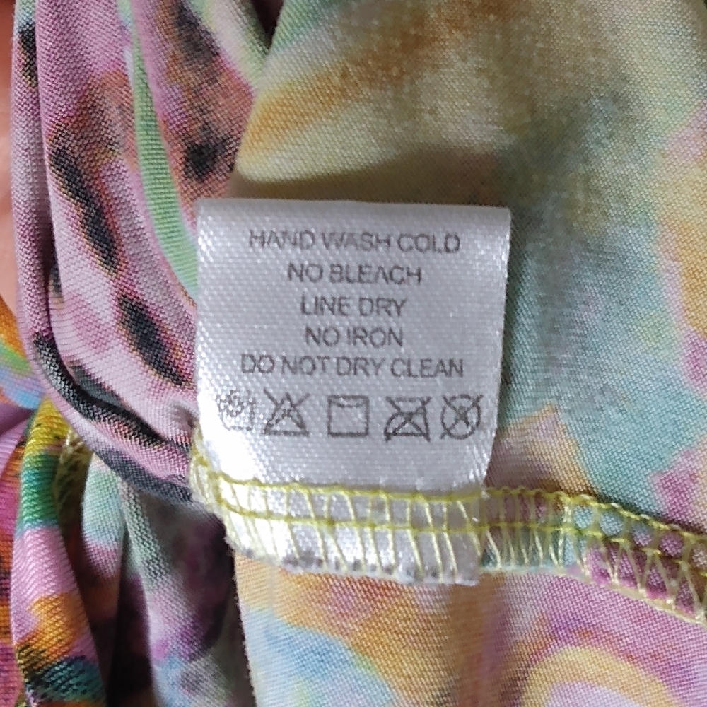 Erin London M Easter Bright Paisley Top in Pink Yellow Green - Picture 5 of 5
